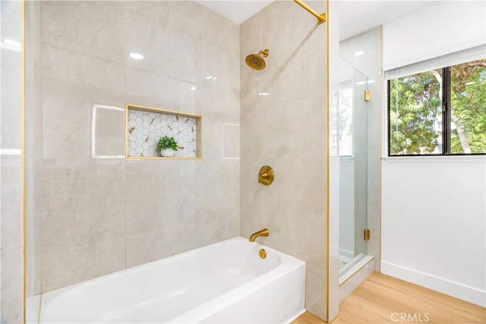 1425 E 23rd Signal Hill, CA 90755