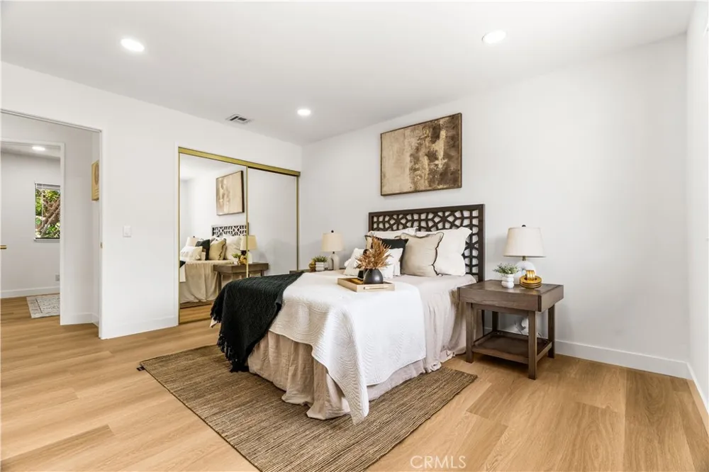 1425 E 23rd Signal Hill, CA 90755