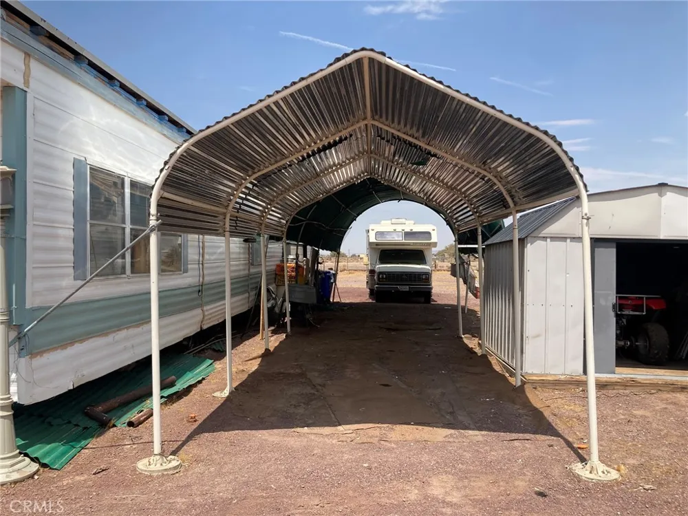 46822 Magney Newberry Springs, CA 92365