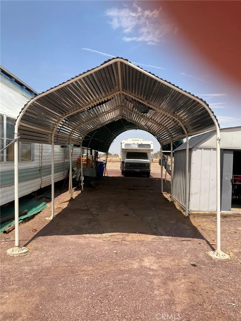 46822 Magney Newberry Springs, CA 92365