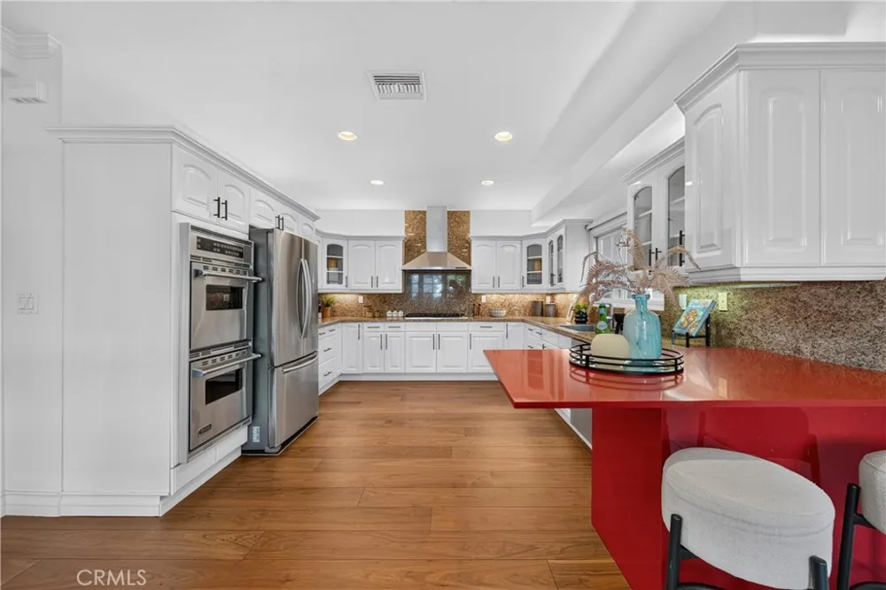 1820 Holmby Ave #1 Los Angeles, CA 90025