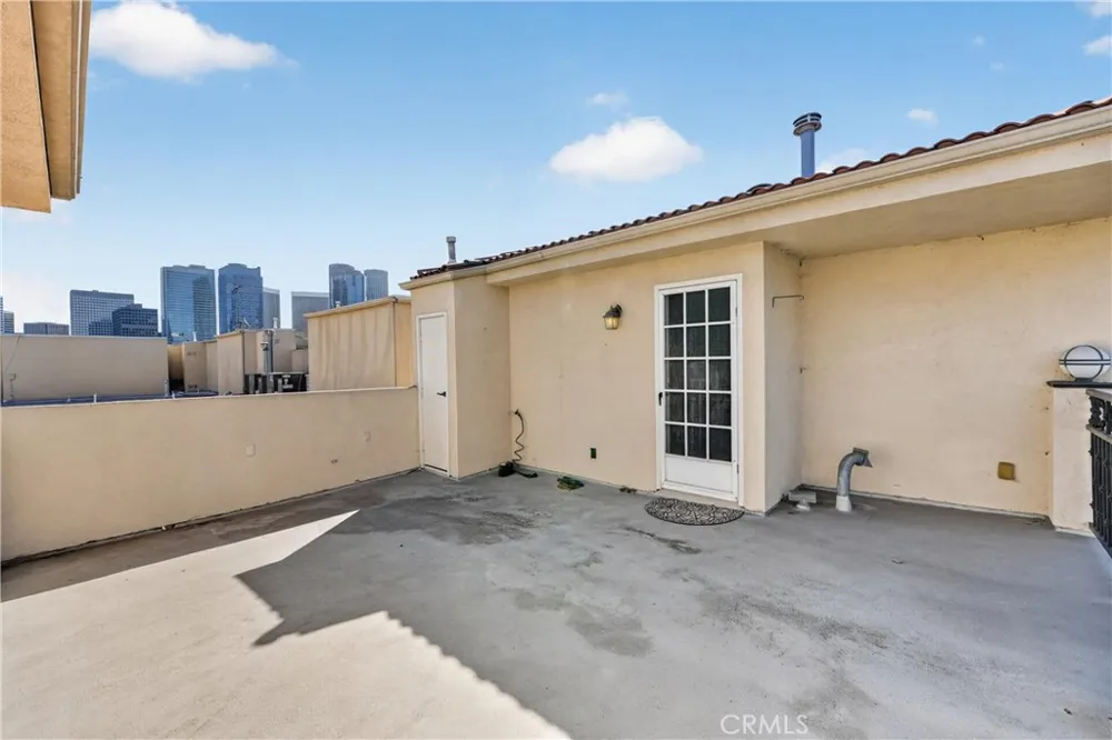 1820 Holmby Ave #1 Los Angeles, CA 90025