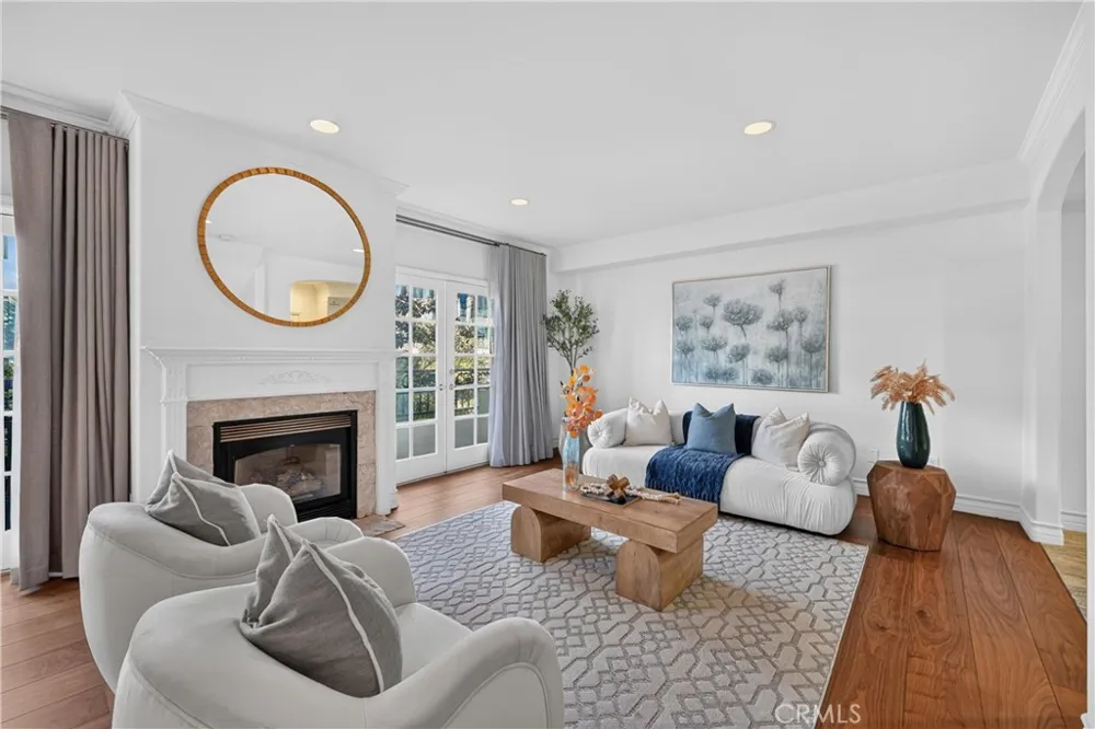 1820 Holmby Ave #1 Los Angeles, CA 90025
