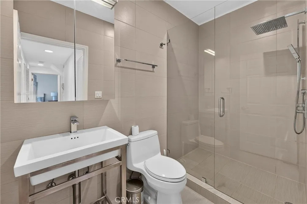 1820 Holmby Ave #1 Los Angeles, CA 90025