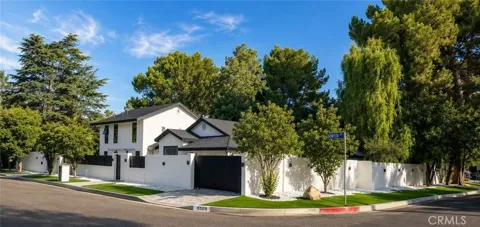 5509 Oakdale