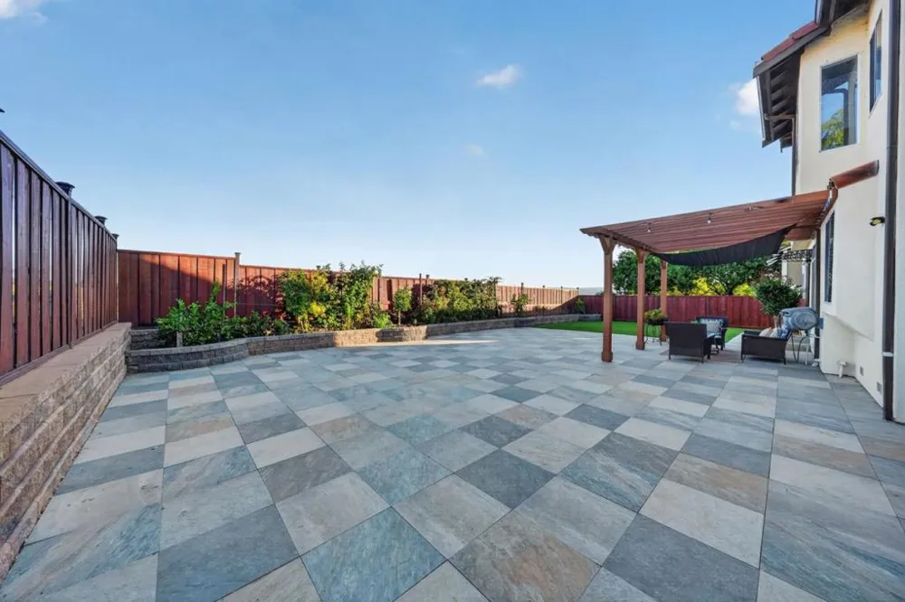 2729 Mira Bella Circle Morgan Hill, CA 95037