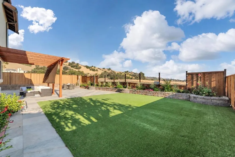 2729 Mira Bella Circle Morgan Hill, CA 95037