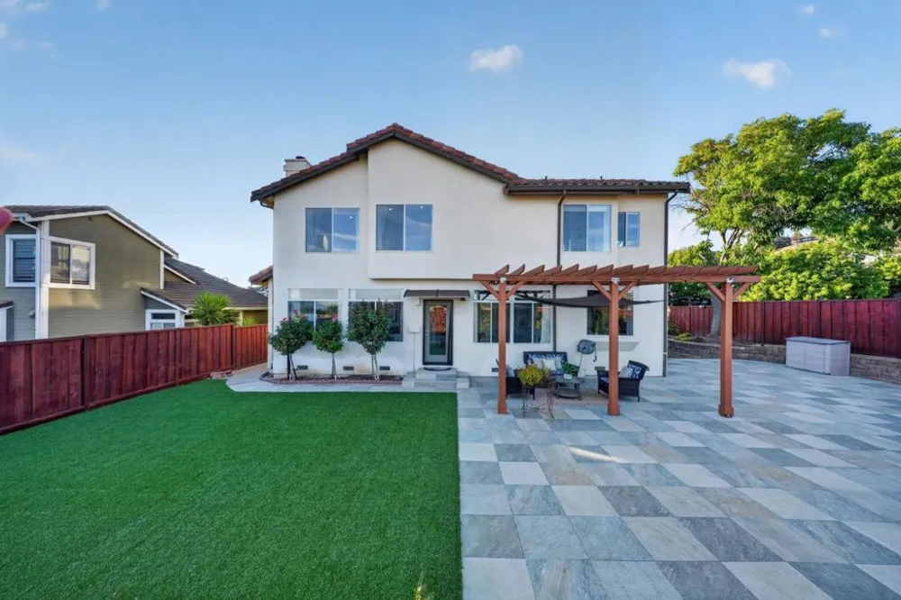 2729 Mira Bella Circle Morgan Hill, CA 95037
