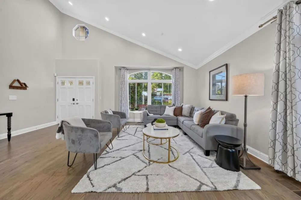 2729 Mira Bella Circle Morgan Hill, CA 95037