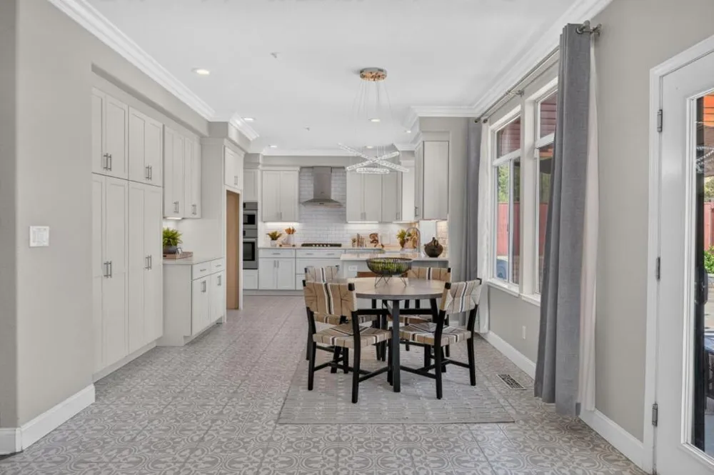 2729 Mira Bella Circle Morgan Hill, CA 95037