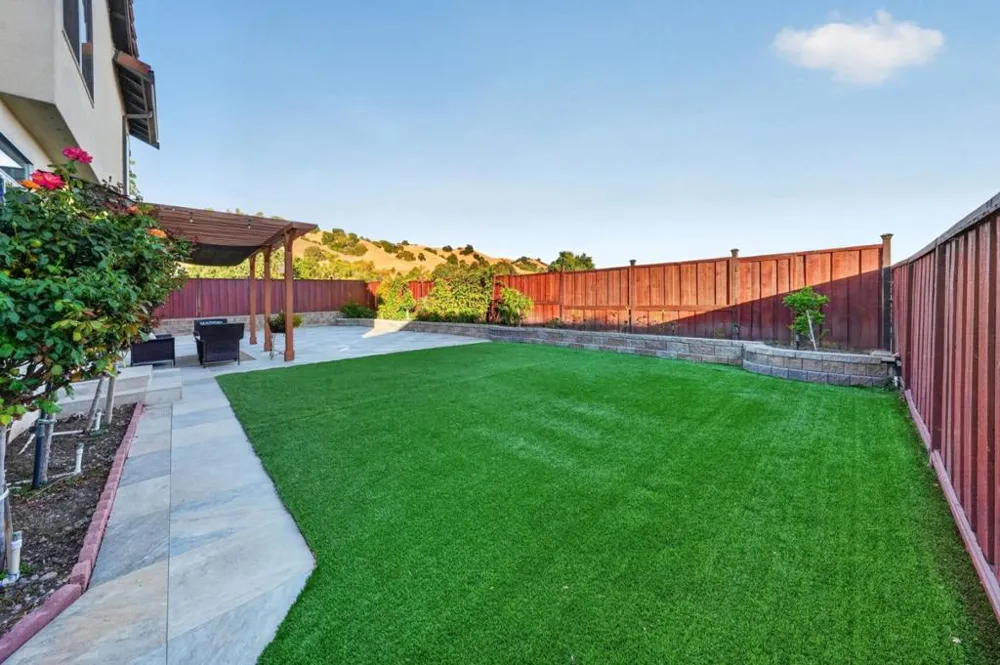2729 Mira Bella Circle Morgan Hill, CA 95037