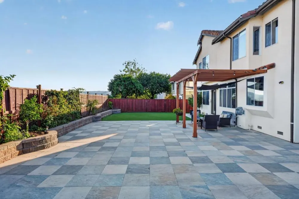 2729 Mira Bella Circle Morgan Hill, CA 95037
