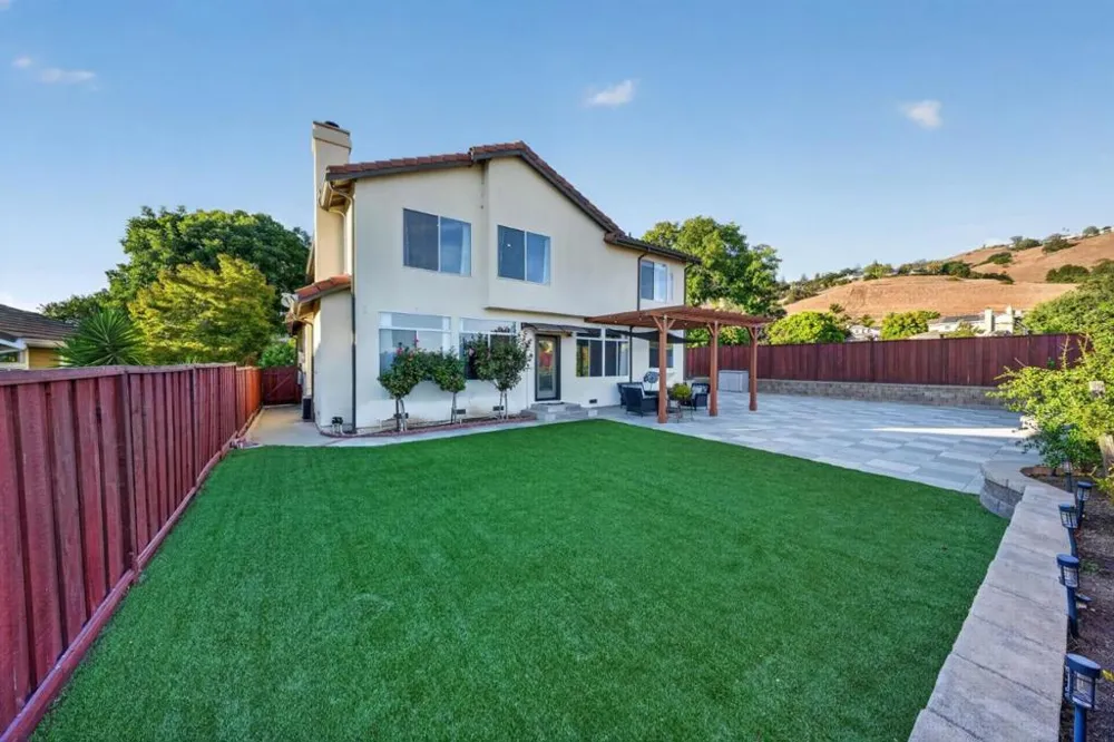 2729 Mira Bella Circle Morgan Hill, CA 95037