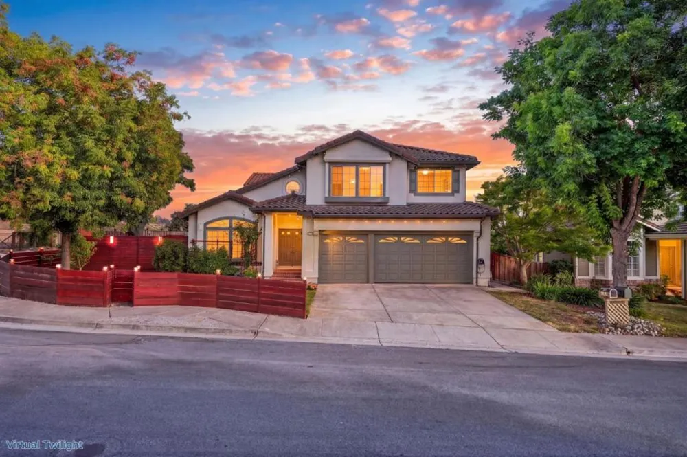 2729 Mira Bella Circle Morgan Hill, CA 95037