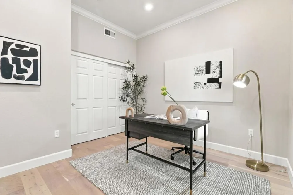382 Llano De Los Robles Ave #Unit 9 San Jose, CA 95136