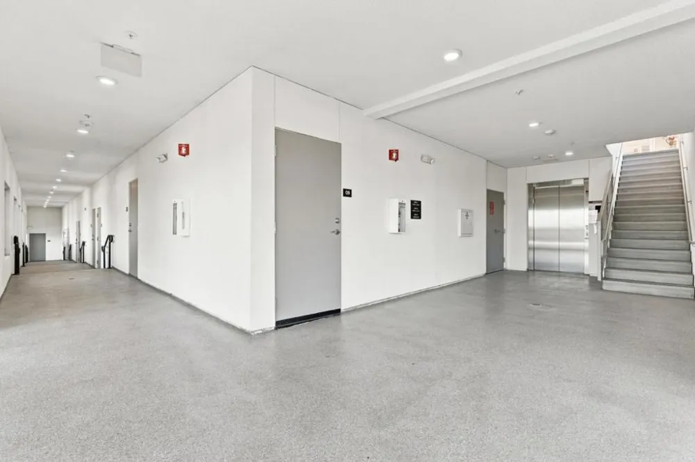 382 Llano De Los Robles Ave #Unit 9 San Jose, CA 95136