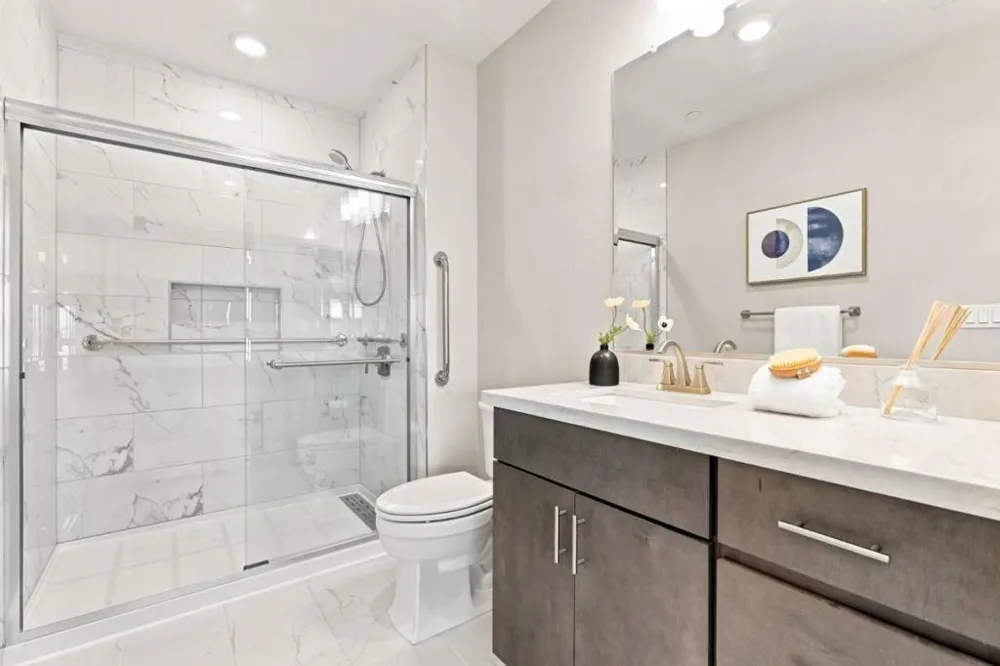 382 Llano De Los Robles Ave #Unit 9 San Jose, CA 95136