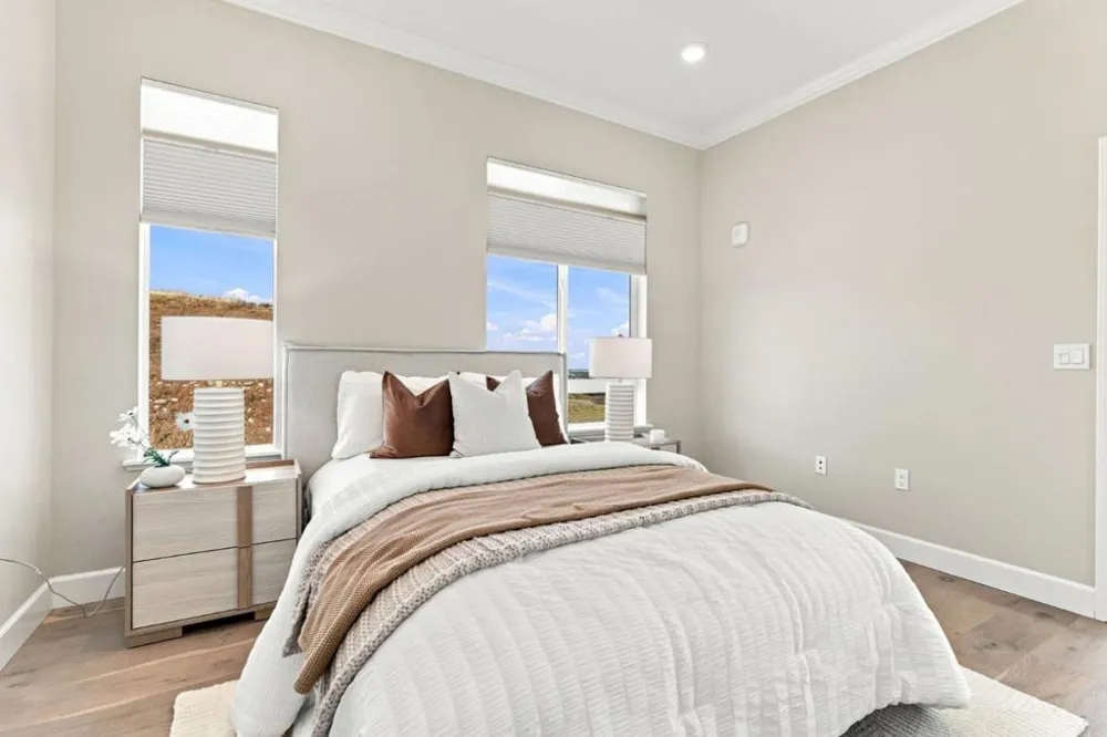 382 Llano De Los Robles Ave #Unit 9 San Jose, CA 95136