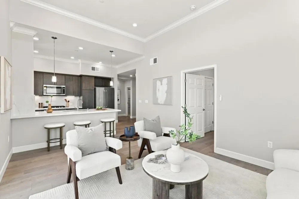 382 Llano De Los Robles Ave #Unit 9 San Jose, CA 95136