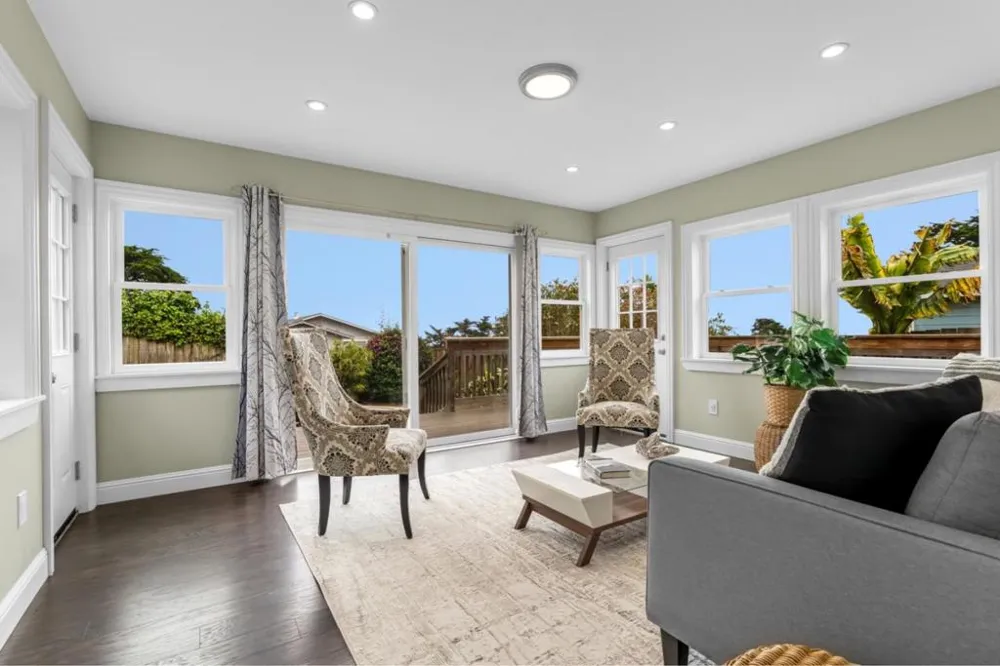326 Channing Way Pacifica, CA 94044