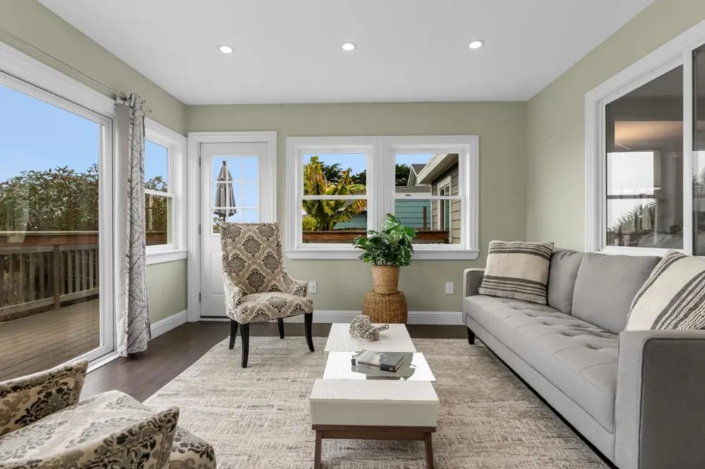 326 Channing Way Pacifica, CA 94044