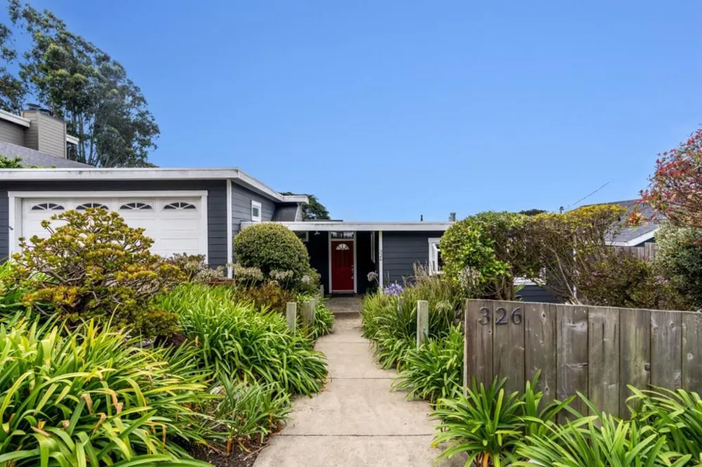 326 Channing Way Pacifica, CA 94044