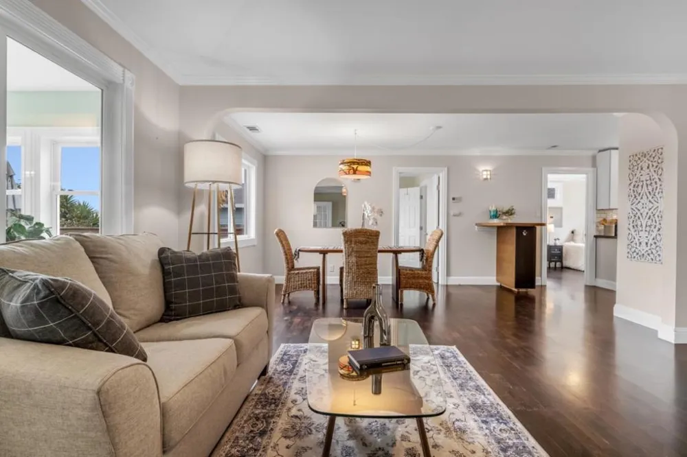326 Channing Way Pacifica, CA 94044