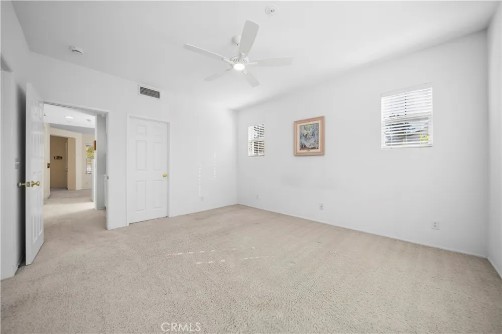 28157 Ashbrook Valencia, CA 91354