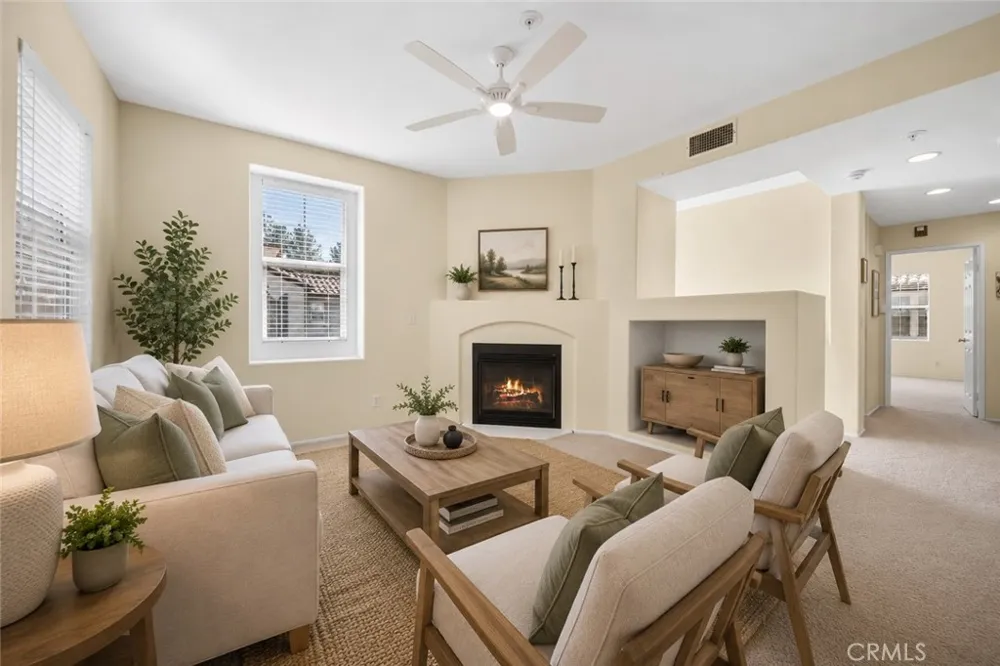 28157 Ashbrook Valencia, CA 91354