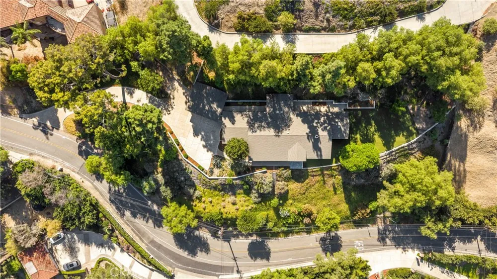 2201 Skyline Dr. Fullerton, CA 92831