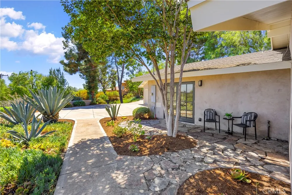 2201 Skyline Dr. Fullerton, CA 92831