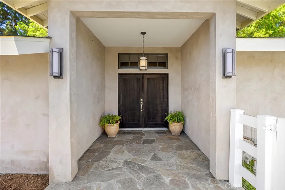 2201 Skyline Dr. Fullerton, CA 92831