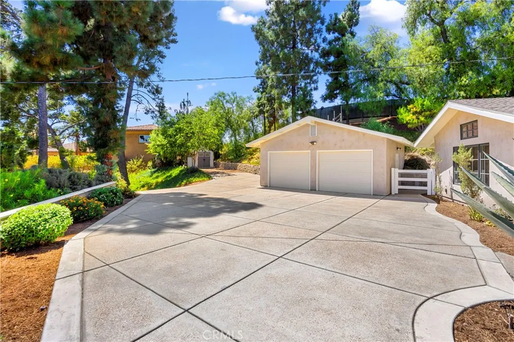 2201 Skyline Dr. Fullerton, CA 92831