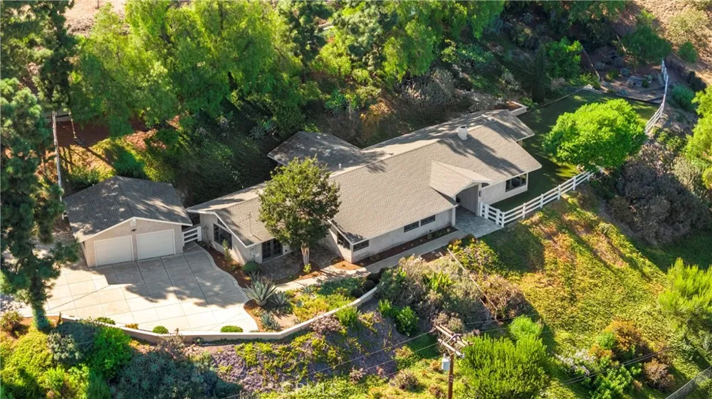 2201 Skyline Dr. Fullerton, CA 92831