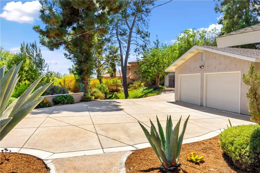 2201 Skyline Dr. Fullerton, CA 92831