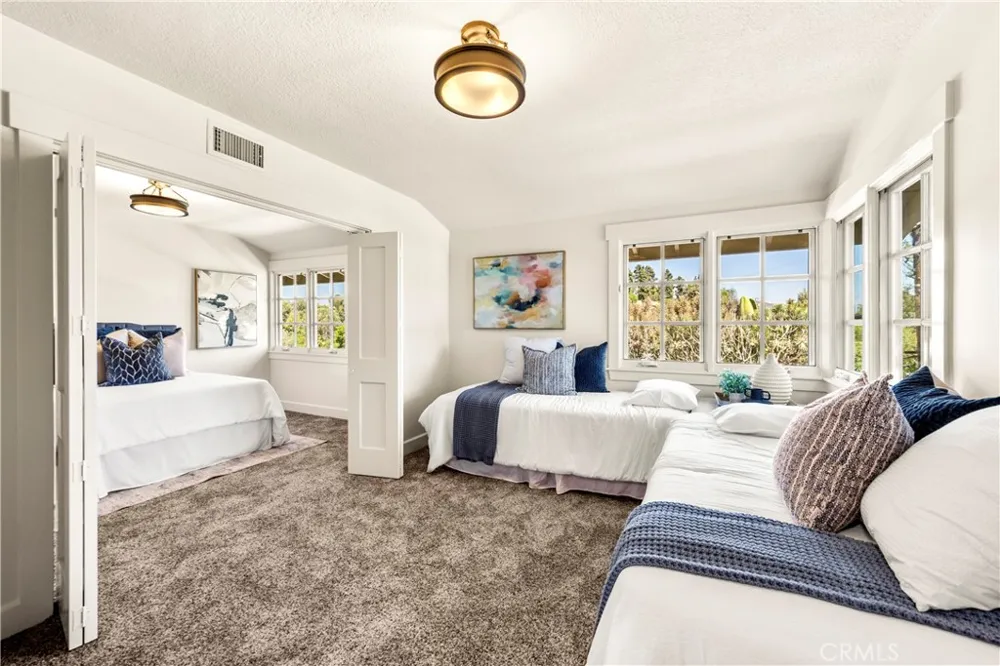 2201 Skyline Dr. Fullerton, CA 92831