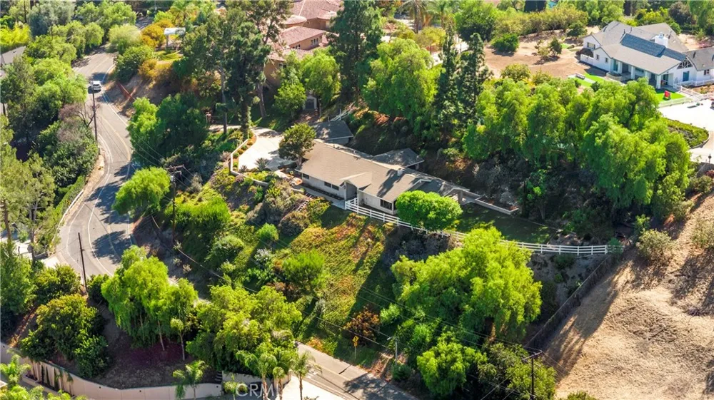 2201 Skyline Dr. Fullerton, CA 92831
