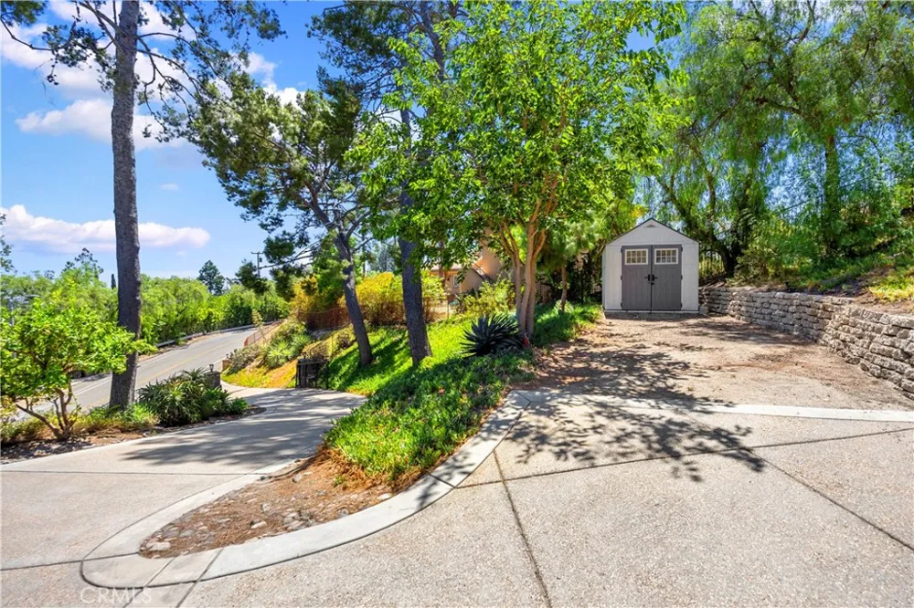 2201 Skyline Dr. Fullerton, CA 92831