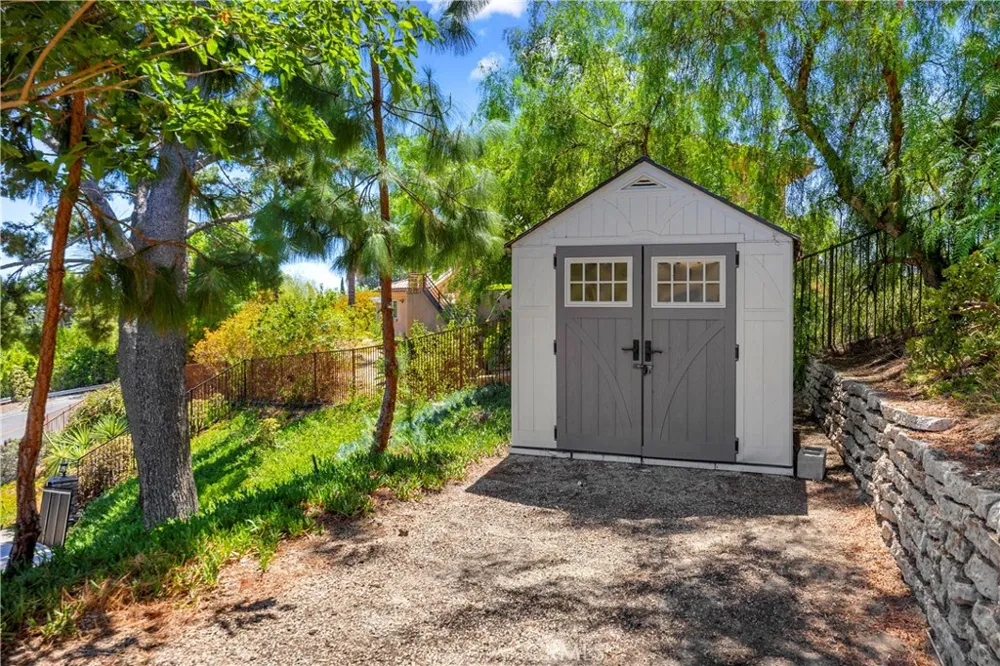2201 Skyline Dr. Fullerton, CA 92831