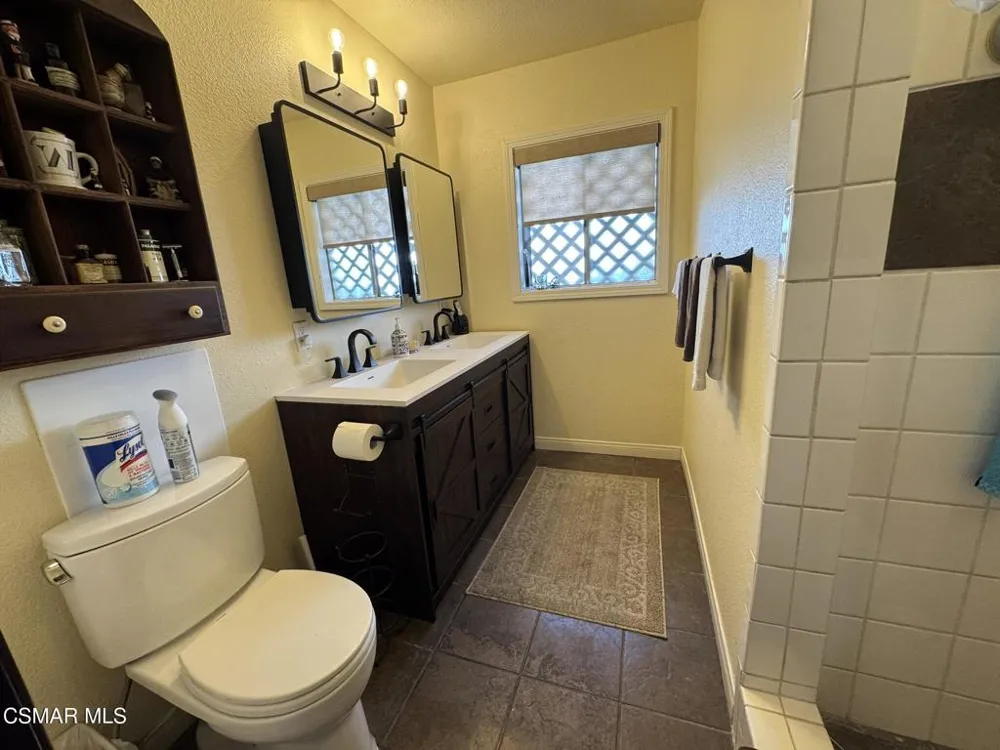 22900 Roscoe Boulevard West Hills, CA 91304