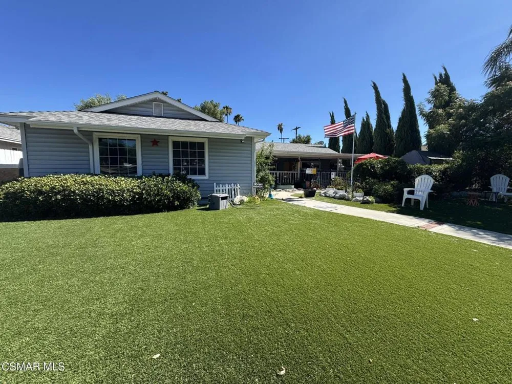 22900 Roscoe Boulevard West Hills, CA 91304
