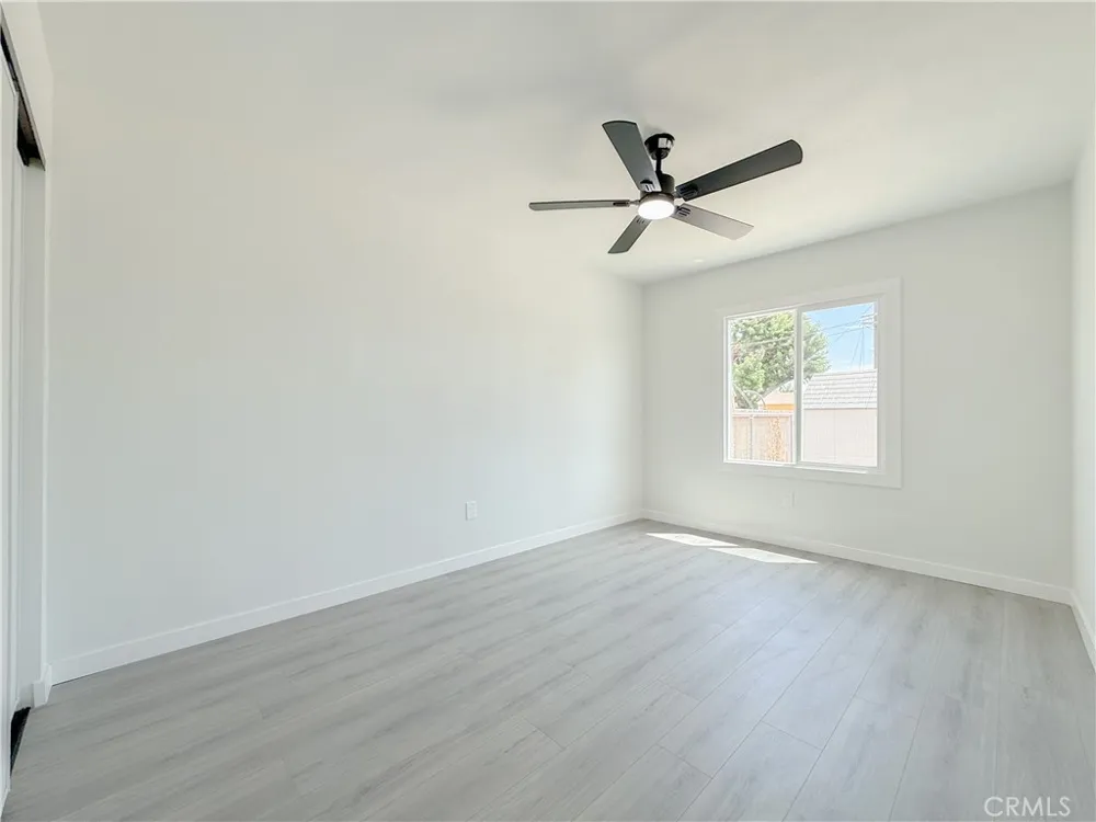336 W Caldwell Street Compton, CA 90220