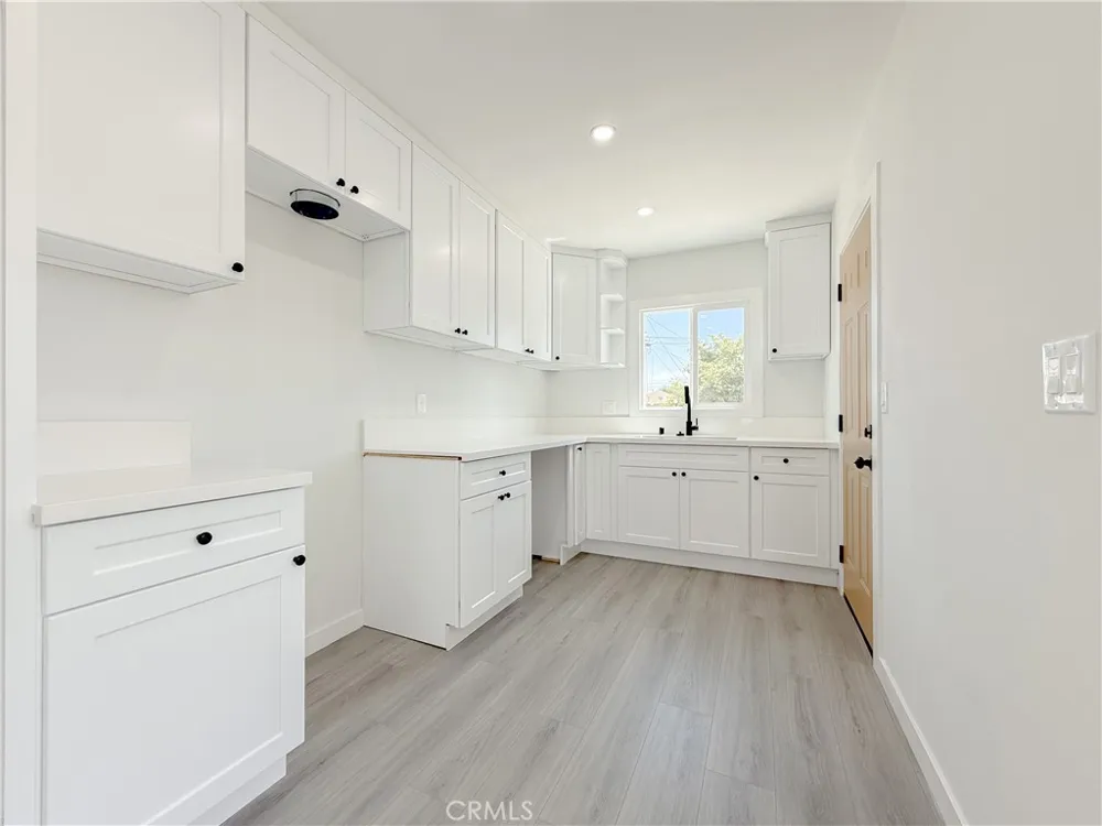 336 W Caldwell Street Compton, CA 90220