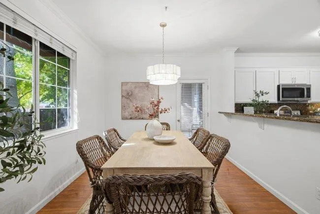 250 Santa Fe Terrace #123 Sunnyvale, CA 94085