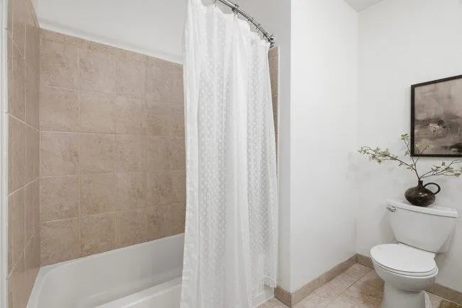 250 Santa Fe Terrace #123 Sunnyvale, CA 94085