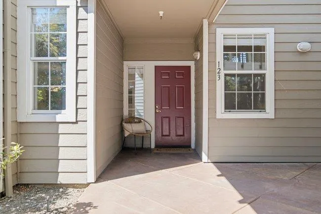 250 Santa Fe Terrace #123 Sunnyvale, CA 94085