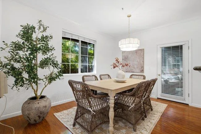 250 Santa Fe Terrace #123 Sunnyvale, CA 94085