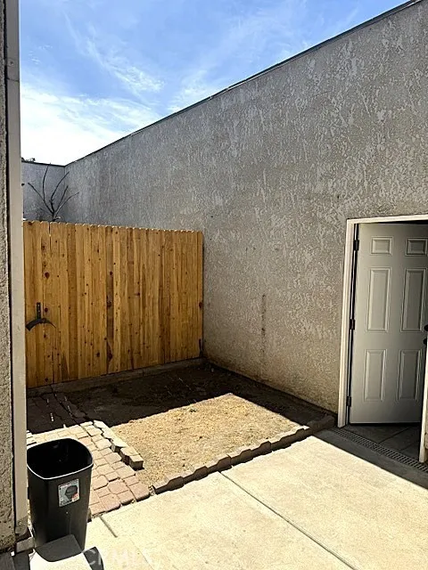 1565 Coulston #37 San Bernardino, CA 92408