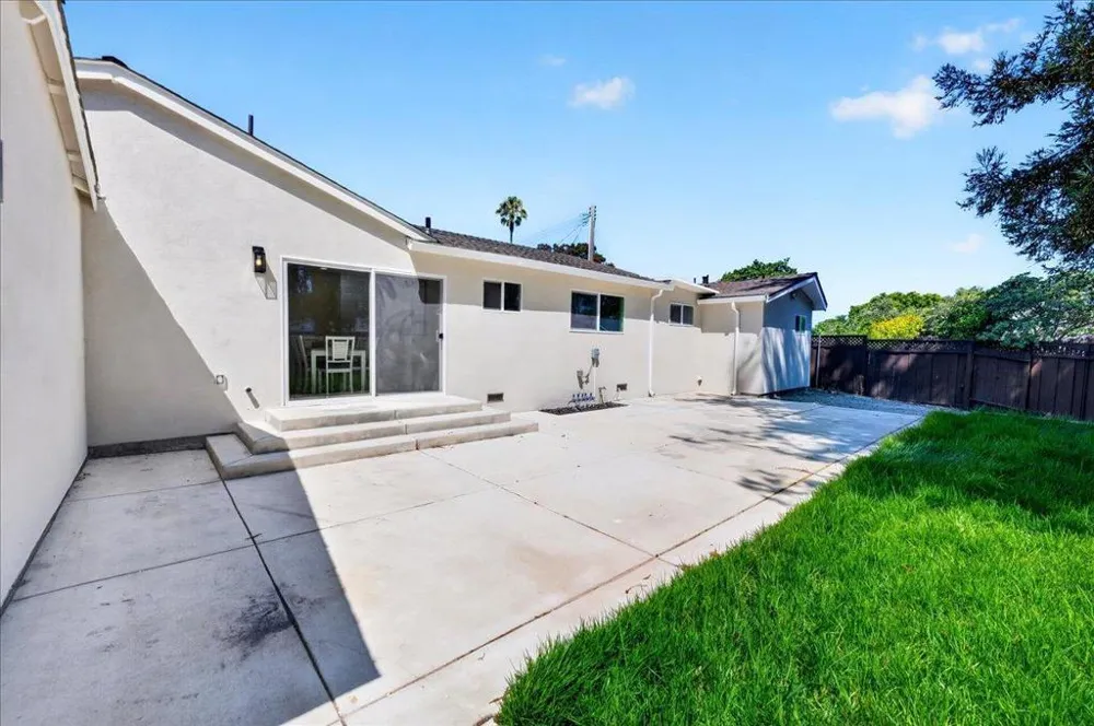 2831 Monroe Street Santa Clara, CA 95051