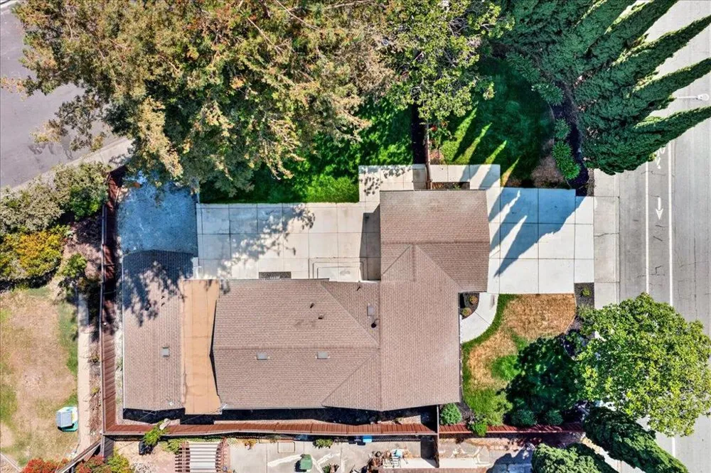 2831 Monroe Street Santa Clara, CA 95051
